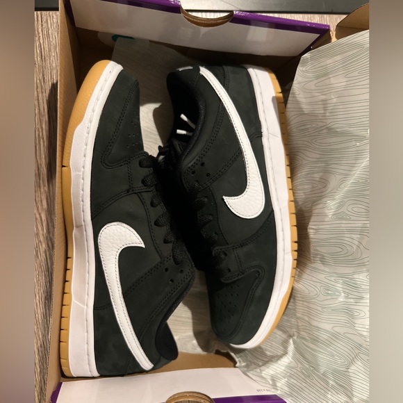 Nike SB Dunk Low